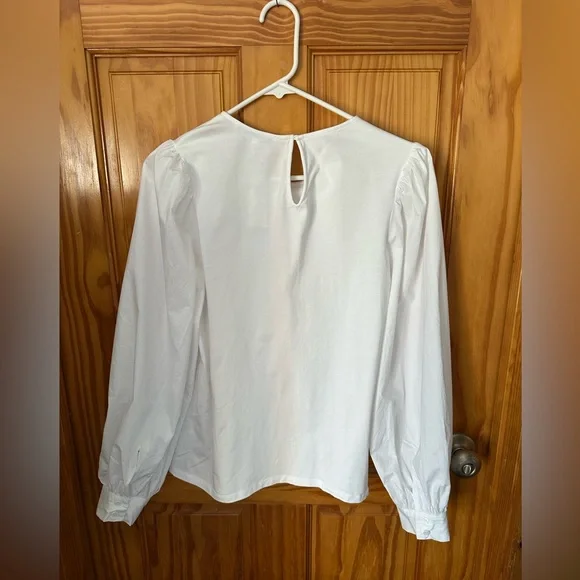 NWT English Factory Elegant White Puff Sleeve Top - Picture 7 of 8